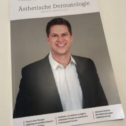 Kongresspräsident Dr. Gerd Gauglitz auf dem Cover der Zeitung Ästhetische Dermatologie